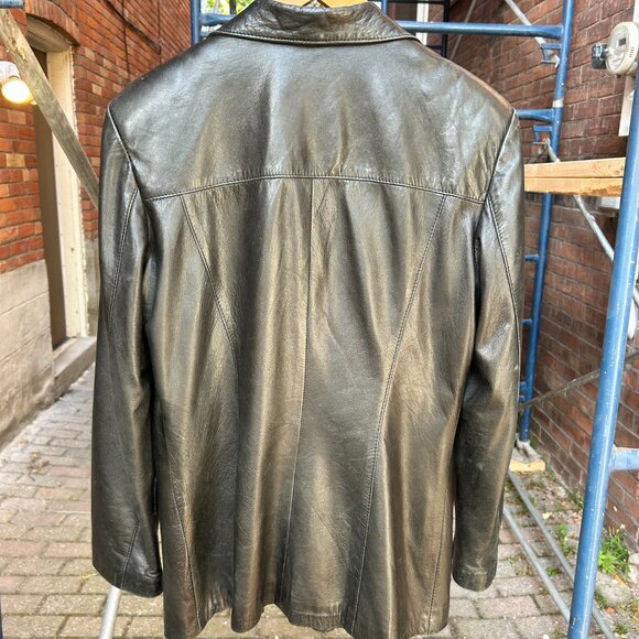 Made in Canada Danier Leather Jacket - Picture 3 of 9